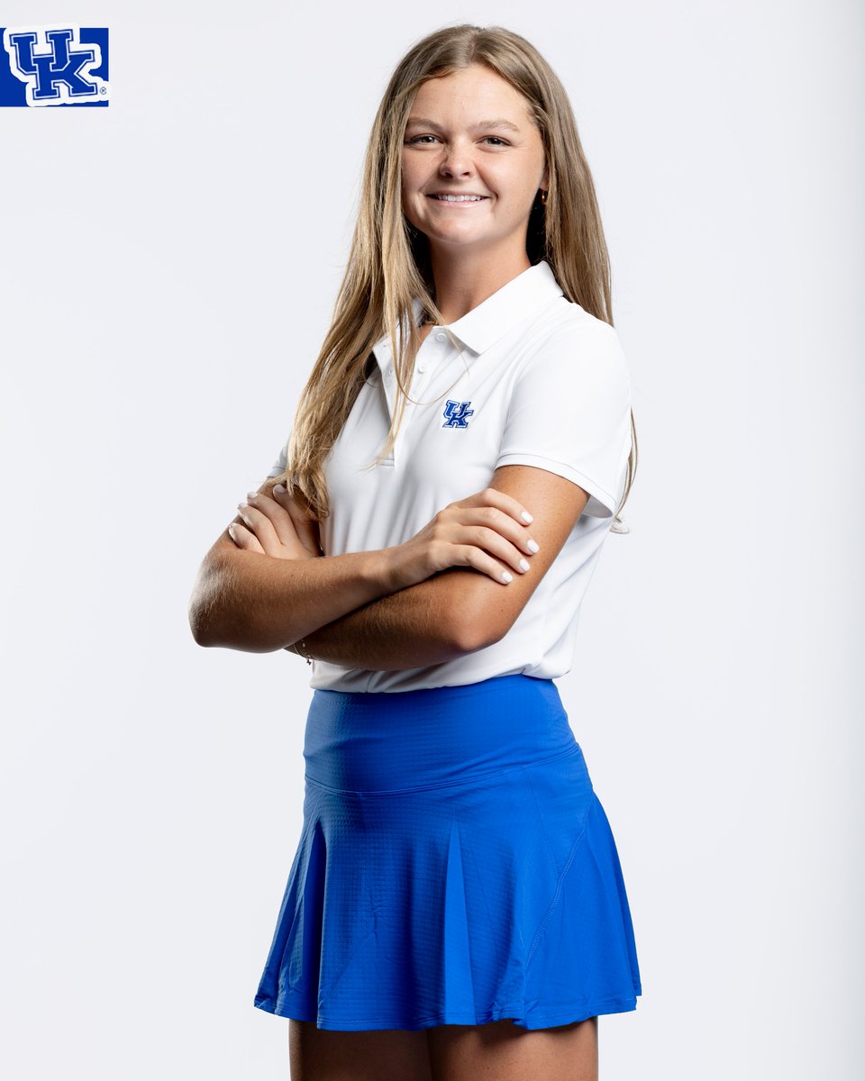 KentuckyWGolf's tweet image. Senior and Kentucky native @laneyfrye concluded the fall season ranked third among @SEC golfers with a 69.9 stroke average (11 rounds, 769 strokes).

#KWG 👏😍