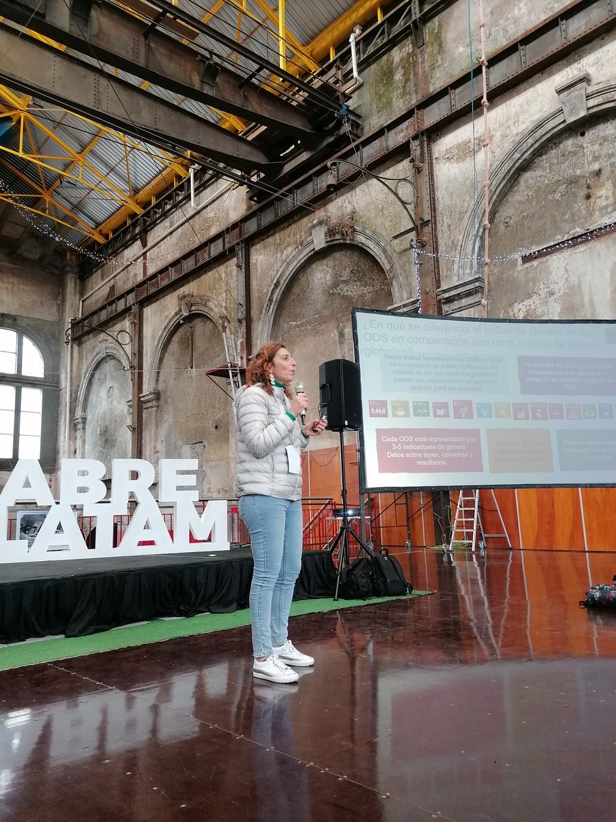 datalat's tweet photo. @ABRELATAM
@MarisaMiodosky nos cuenta el trabajo de #equalmesures con los indicadores que establecieron para medir como aporta cada #ODS al enfoque de género.
#equidad
#datosabiertos
#ODS https://t.co/tZgdEHDGPk