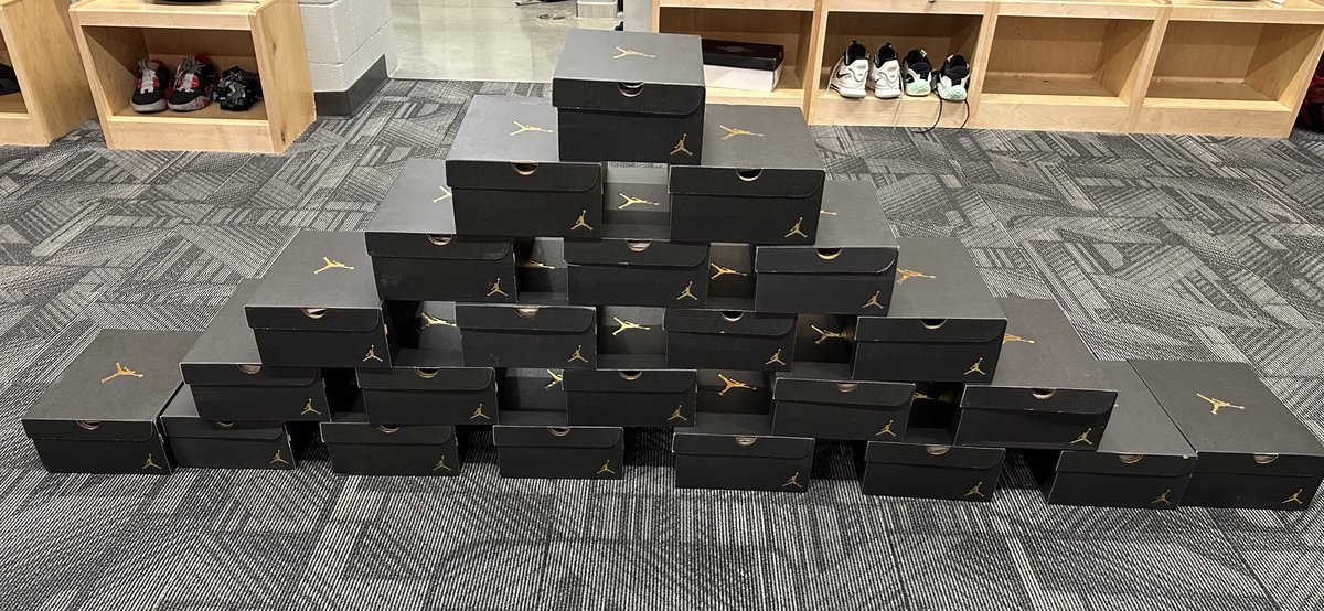 Surprised the guys this morning with some Air Jordan 1 Low’s! These shoes are going to complete the travel gear attire! We are proud of how hard they’ve worked this off-season! We are 4 days out… #ForTheRidge #OneBeatOneBounce