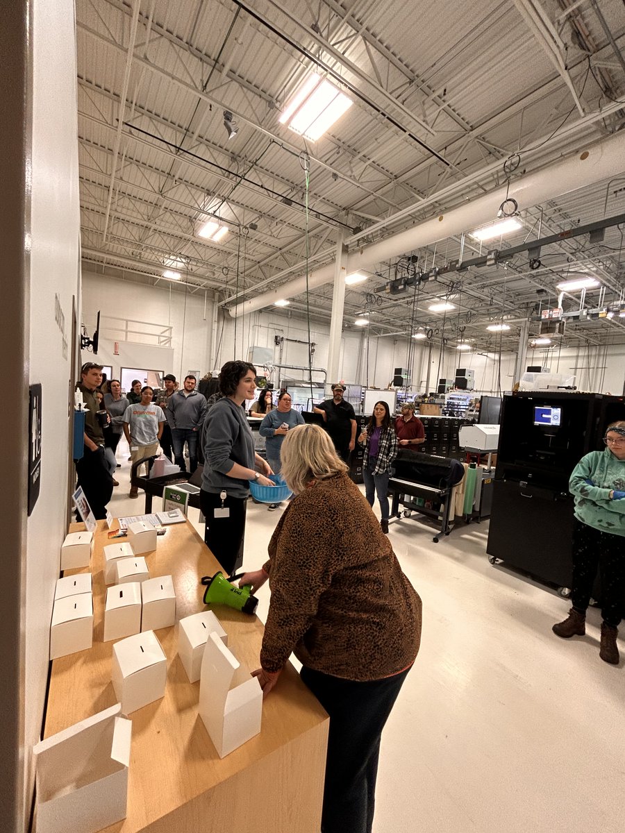 AutocamMedical's tweet photo. Autocam Medical Raised $48,575.51 for Heart of West MI @UnitedWay in this year's fundraising week!

Every year, Autocam Medical proudly stands with United Way, fostering giving back to the community through activities, friendly competitions, and spirit week themes.

#givingback https://t.co/FViMY9UMyl