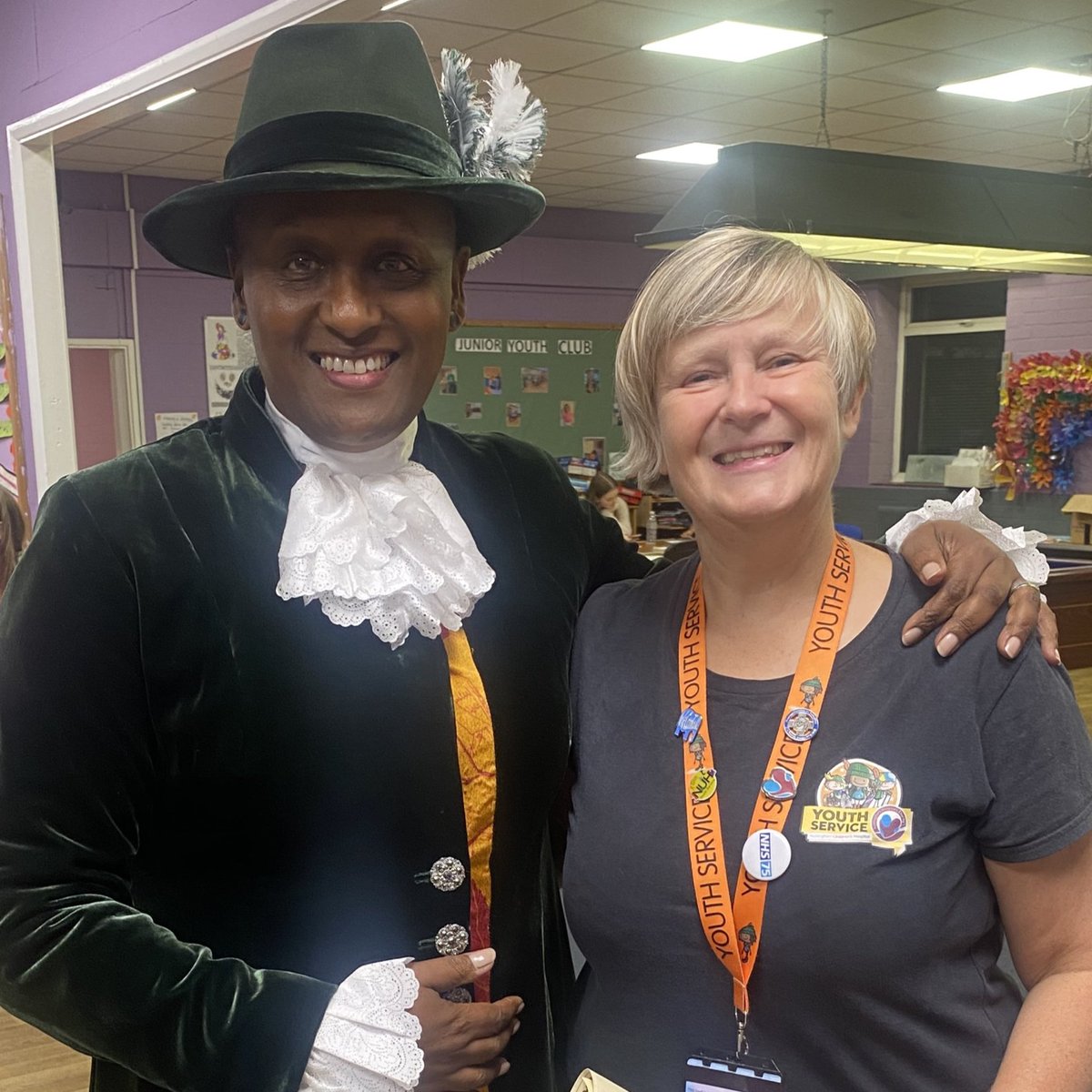 👏Well done to Donna Hilton &amp; the team at the <a href="/NUHYS/">NUH Youth Service</a> for receiving a Community Recognition Award from the High Sheriff of Nottinghamshire <a href="/vkpickering/">Professor Veronica Pickering MBS DL</a> 

Donna said: "The young people we work with are inspirational and it’s a testament to them."

Read more: bit.ly/3MssHUf