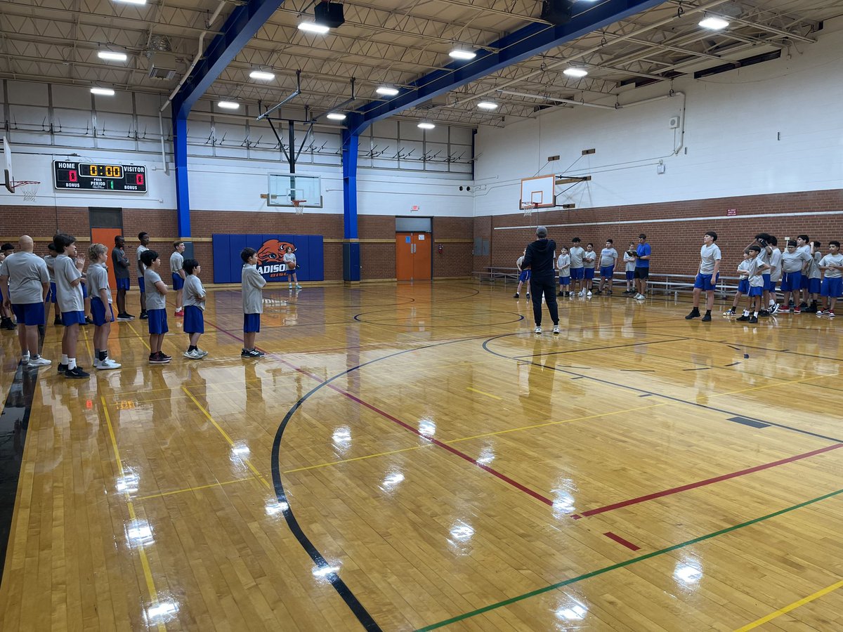 Coogshoops's tweet photo. Great morning watching future Coogs try-out at Clack &amp; Madison!

#OTOF #Getone

@AbileneISDAthl1 @ClackBoysSports @MadisonBoysAth https://t.co/EwlZEQs7ai