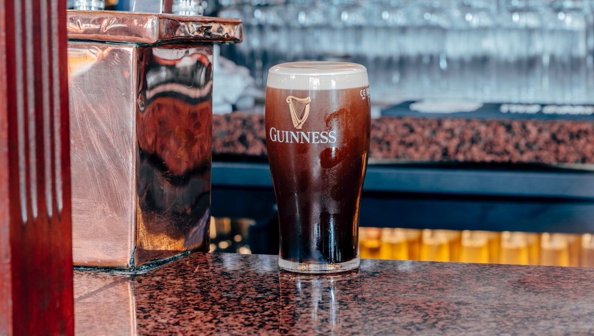 Thetaste_ie's tweet photo. ✨Competition time✨

Here's your chance to win 'sip and stroll' historic whiskey tour for 4 people with Experience Irish Whiskey!

1. Follow @EIWDEREK and @thetaste_ie
2. Tag who you'd bring below
3. Repost this tweet

Extra entry https://t.co/IqkT2w23Gc https://t.co/zkk3Y8S2xv