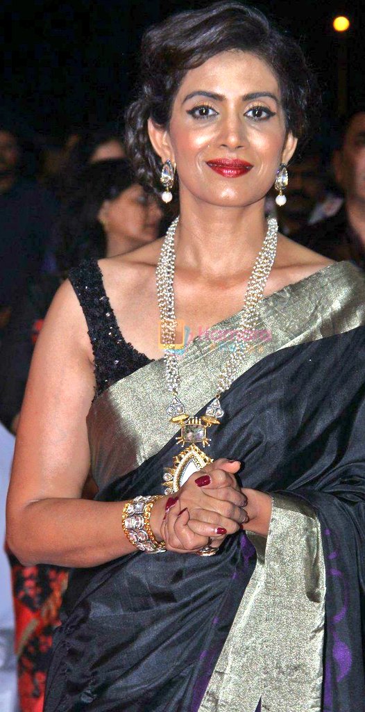 kayaldevaraj's tweet photo. November 3rd
#HappyBirthdaySonaliKulkarni
#HBDSonaliKulkarni
#MayMadham Tamil Movie Heroine @sonalikulkarni Birthday
Best Wishes Madam https://t.co/6KolvsF2Wm