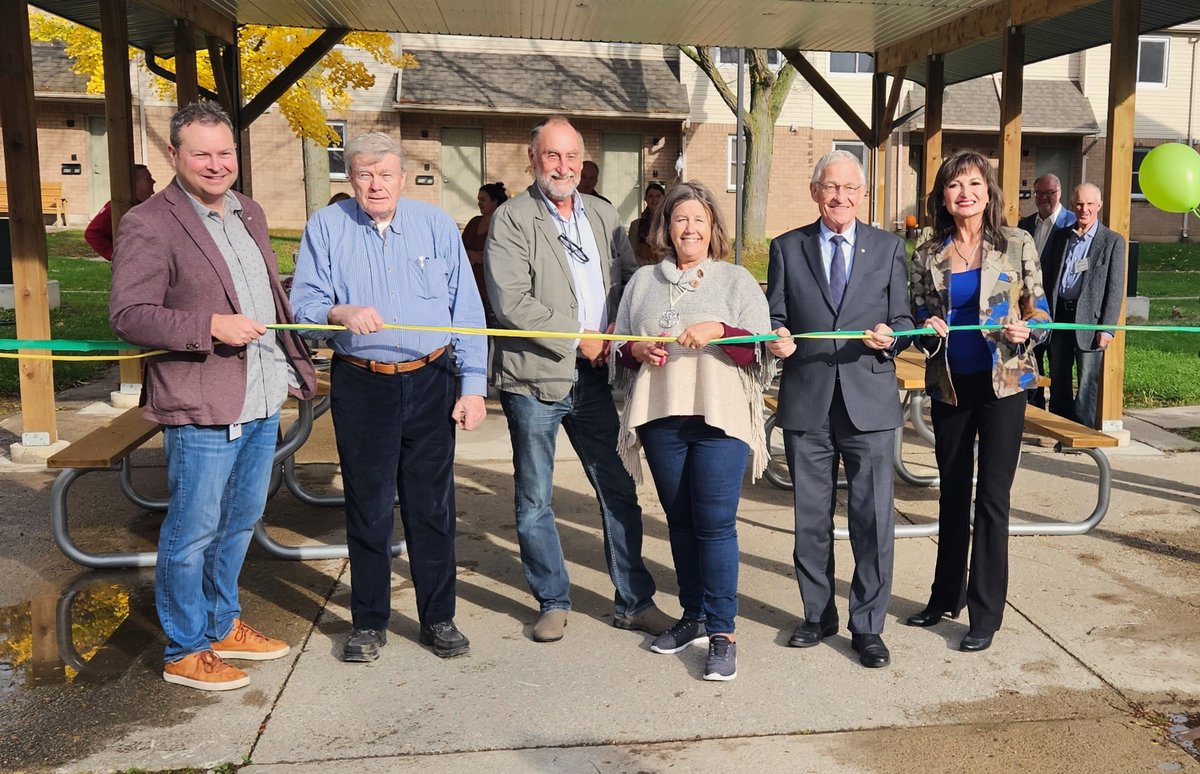 It was my pleasure to bring greetings at the opening of the new gazebo at Ingamo Homes recently. The project was funded by a grant from the Ontario Trillium Foundation provides a welcoming, covered outdoor space for the women and children living there.