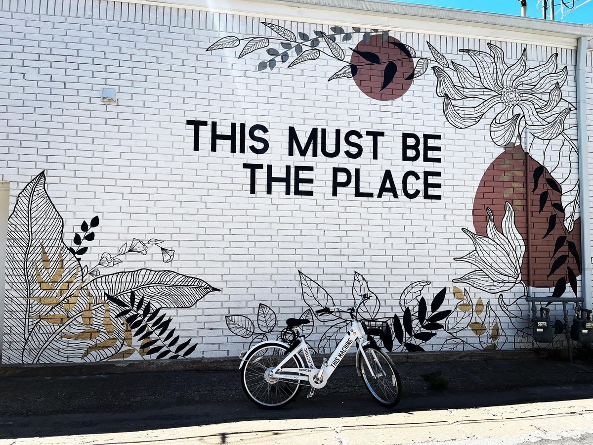 🚲 Ready for a weekend ride? Enjoy the sunny weather on an e-bike in Tulsa or Broken Arrow with This Machine! 🌟 #MicroMobility #EBikeAdventure