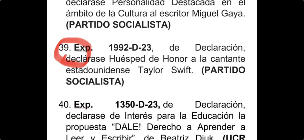 CrisAlemany1's tweet photo. Al fin! Buenos Aires declaró Huésped de Honor a Taylor Swift. Gracias @DipRoyCortina y equipo, Cecilia, Nicolás. Gracias por hacerlo posible.❤️ Ya nos mostrarán el diploma. 
@DewarsBracho a celebrar! 💪🏼 https://t.co/ZS8XcoTzOF