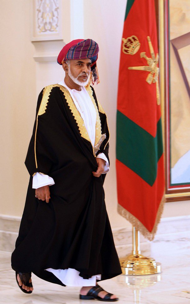 #العيد_الوطني 
#عمان_تساند_غزه 
#السلطان_قابوس 
#السعودية2034 
#السلطان_هيثم_بن_طارق 
#غزة_تحت_القصف 
يفتقدك نوفمبر 
وتفتقدك الايام النوفمبرية 
كنا نرتقب هذا الشهر  بشوق ولهفة 
رحم الله جلالة #السلطان_قابوس_بن_سعيد  وطيب الله ثراه