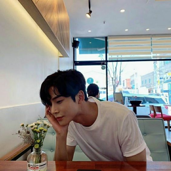 tte9ubi's tweet photo. My Seokwoo through the years 💕

#ROWOON #로운 https://t.co/1nAAuYoBHM