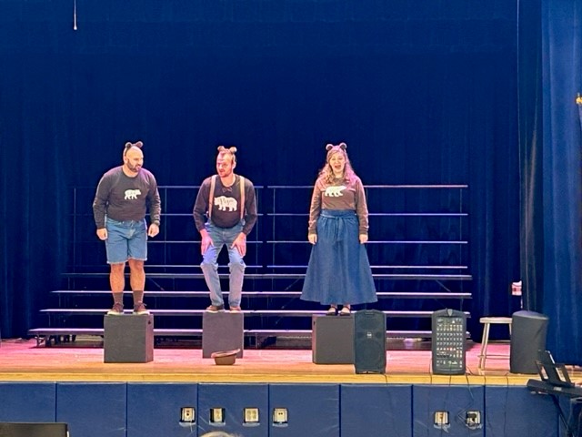 Dr. David and Ruth Anderson Academy School No. 16 tweet media