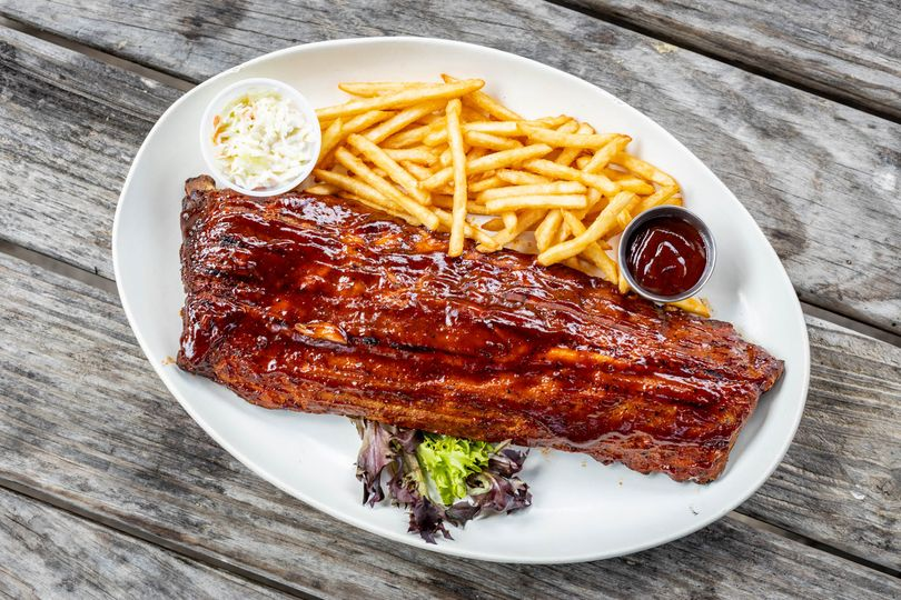hallsontheriver's tweet photo. You can't rush perfection. We slow smoke our BBQ for hours to make sure it's just right! https://t.co/vkZzWIUJo0 https://t.co/RE74y0eYhK