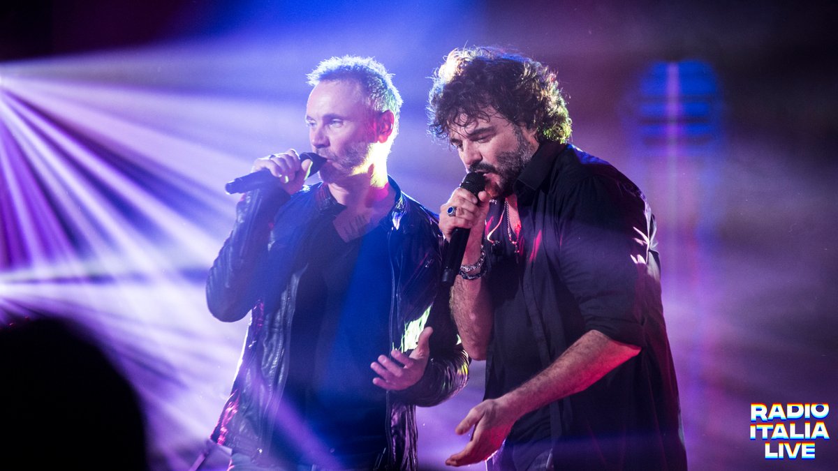 RadioItalia's tweet photo. Guarda tutta la puntata di #radioitalialive con @RengaOfficial e @NekOfficial qui: https://t.co/7iNRFBKGdq https://t.co/MmHyoEcBQS