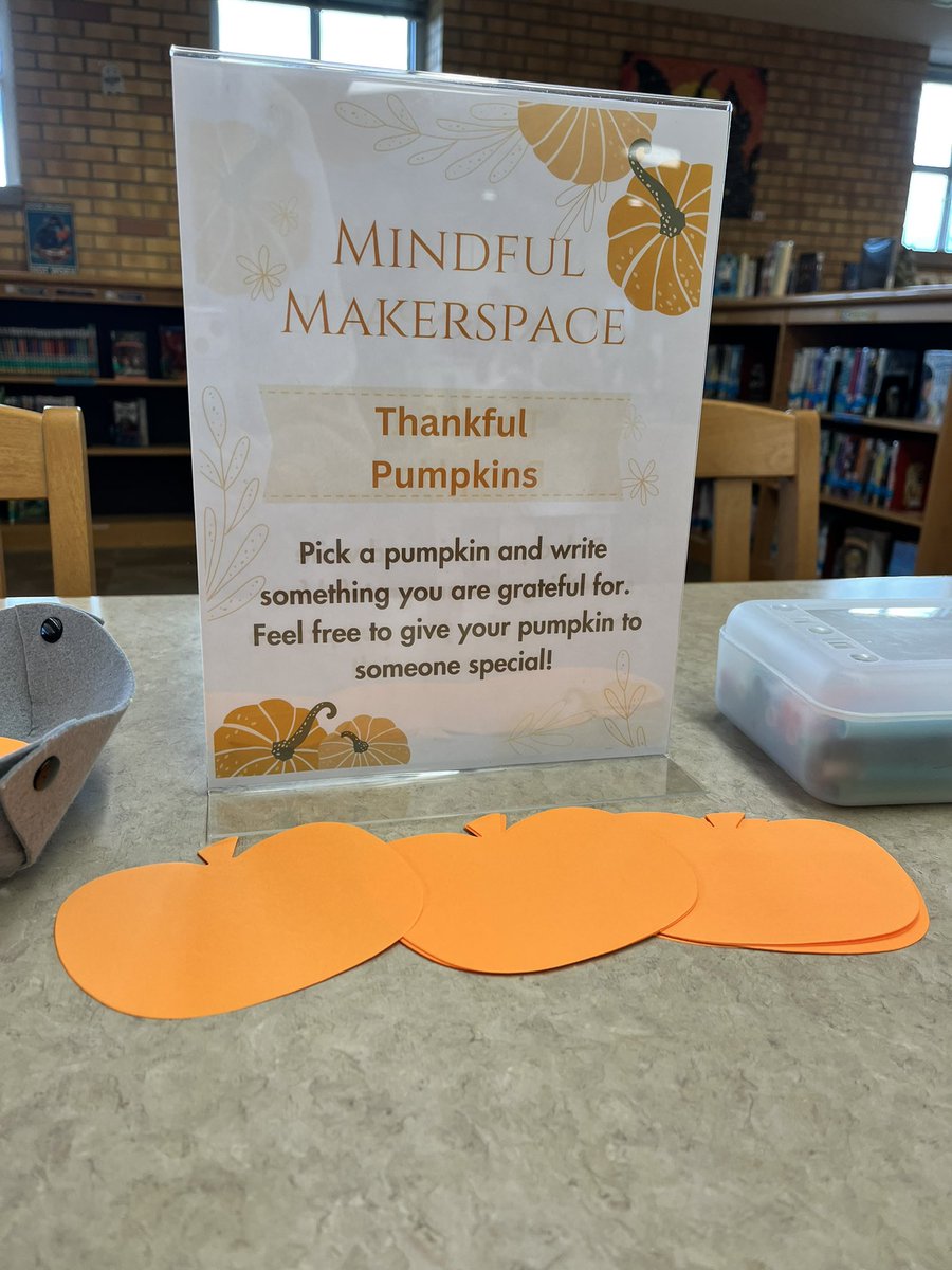 CC_MS_Library's tweet image. This November’s Mindful Makerspace is “Thankful Pumpkins.” We’re excited to see students’ reflect on the things they are grateful for!  @CCCSD_MS 

#mindfulmakerspace #sel #middleschoollibrary