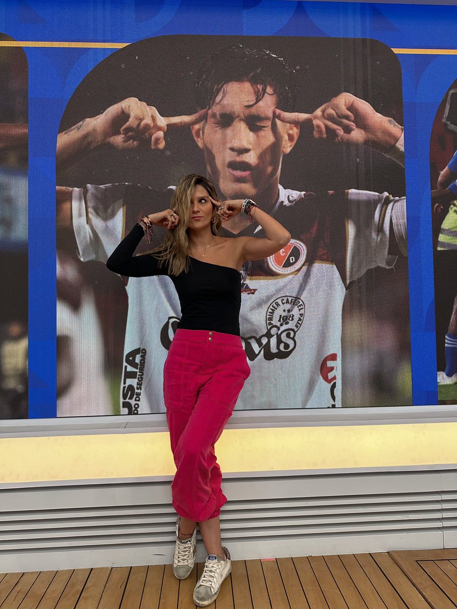 AndreaGuerreroQ's tweet photo. Es hoyyyyyyyyyyyyyy es hoyyyyyyyyy…. Pase lo que pase, te amo doblementeglorioso ❤️🖤 https://t.co/oga9f9iA17