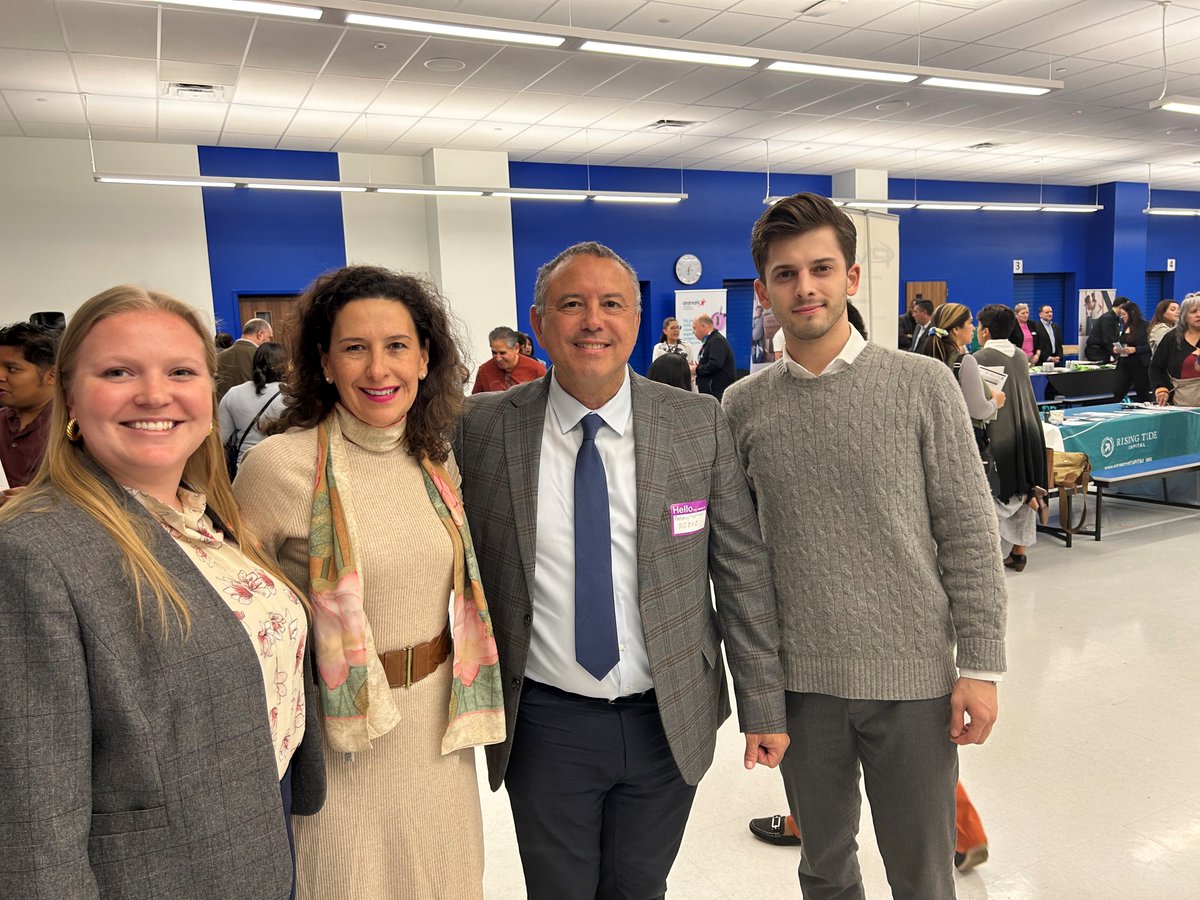 NJ_BAC's tweet image. Were you at the recent &quot;Building Wealth for our Families Conference &amp;amp; Resource Fair&quot; at Blanquita Valenti Community School in New Brunswick?  What a great day of networking and information sharing!

#networkinginNJ
#smallbusiness
#communityevents