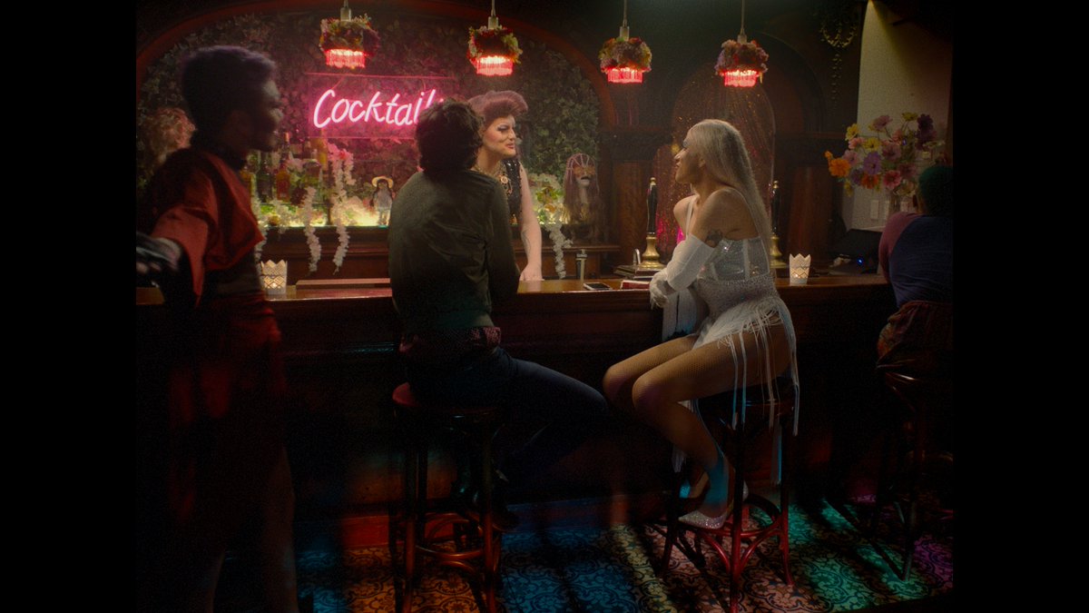 VAFFvancouver's tweet image. The West Coast is full of unforgettable stories, and we love the chance to share them with our #VAFF audiences 🇨🇦 🏳️‍🌈 💕  Join us, Saturday November 11th at 6:30pm, as we marvel at the wonder that comes from the everyday in this West Coast shorts series ✨   #creatingopportunties