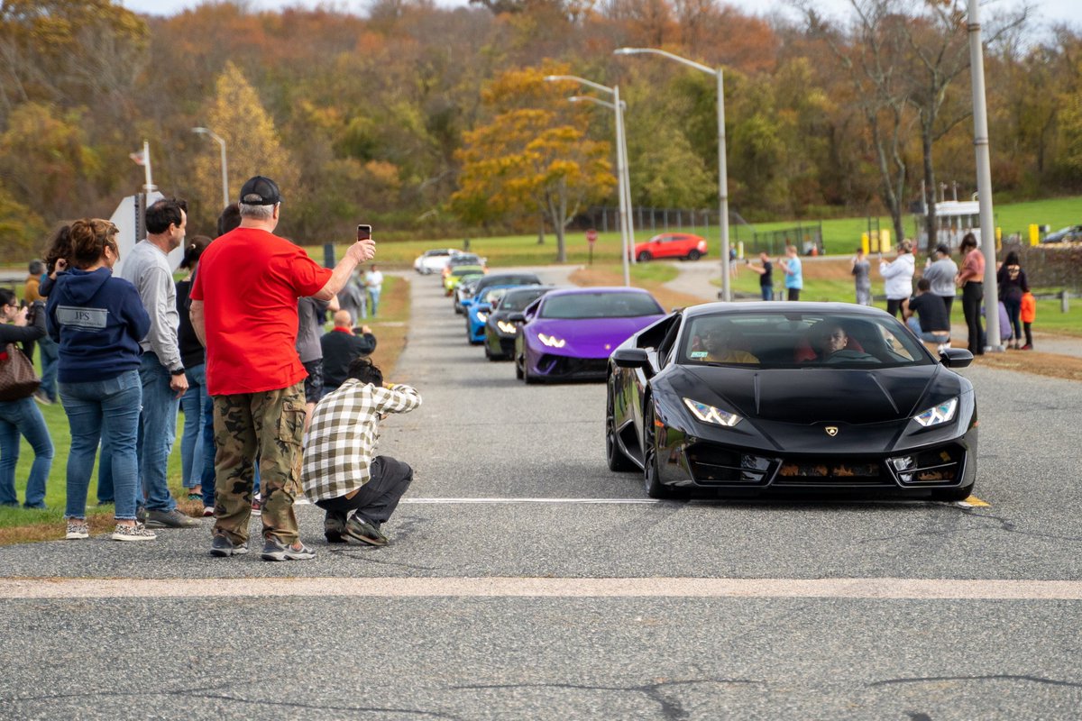 NPTCarMuseum's tweet photo. Lambo Bull Run arriving from @LamboBoston to  #newportcarmuseum this Sat. (Nov. 4) 11:00-11:15 approx. https://t.co/oUjsHienCM