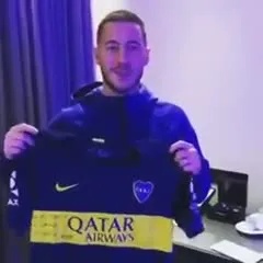 Aqui algunos jugadores de la Premier League que son hinchas de Boca: Thierry Henry, Erling Haaland, Julian Alvarez y Eden Hazard.