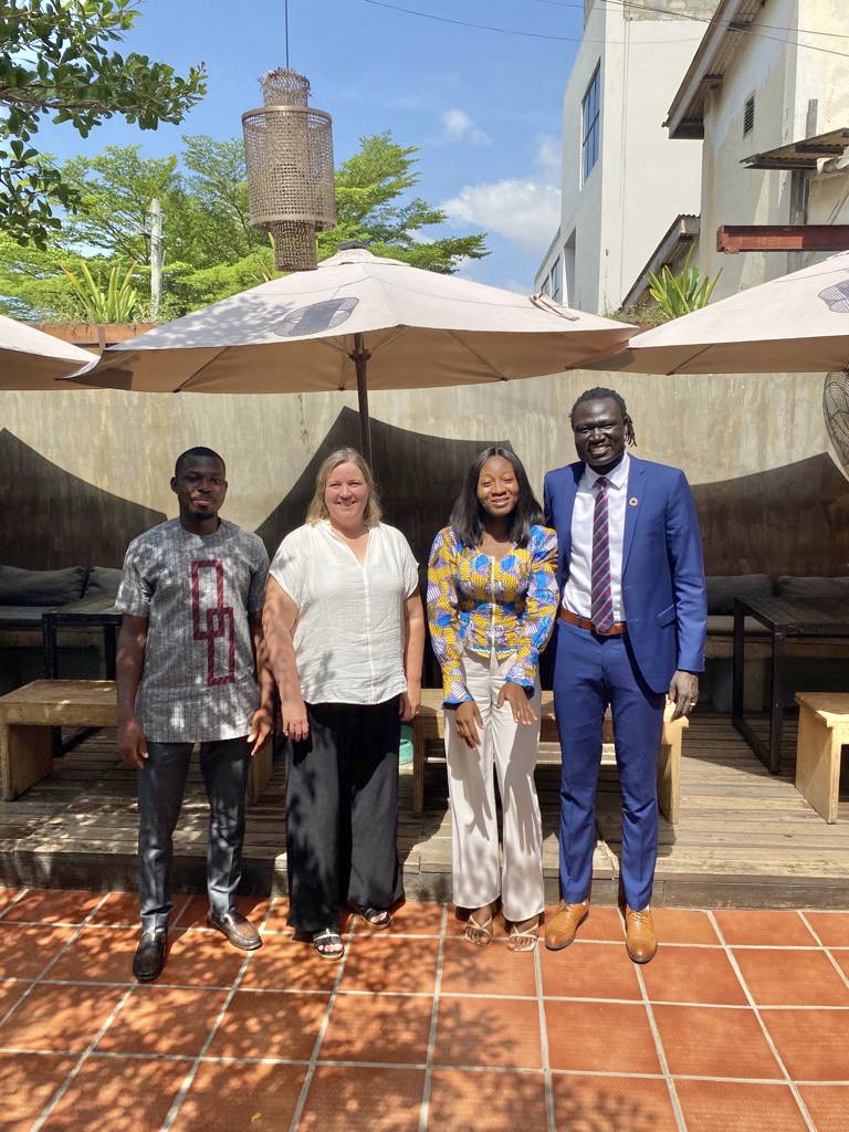 Thrilled to meet with members of the #TogetherForLearning Refugee #Education Council to discuss their aspirations for African solutions and private sector engagement at the @AfricaForum2023 on Displacement.