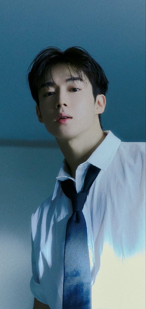 haru0724DW's tweet photo. 상혁시 ߮߰💙߮߬ ⃕
아닠!!! 이상혁이 Photo Book 
너무 보고싶자나 ㅠ 갖고싶다  ....  너란 남좌~~

#SF9 #에스에프나인 #다원 #DAWON #Scene_number_zero https://t.co/C3AXmb2YUM