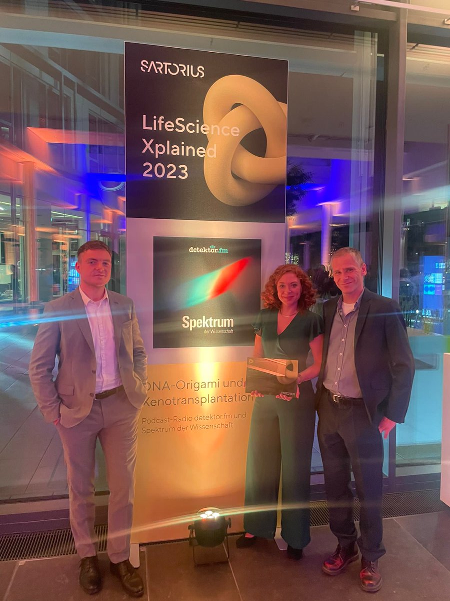 Der Spektrum-Podcast war in der engen Auswahl für den diesjährigen #LifescienceXplained  Sartorius-Preis. <a href="/KaetheRina16/">Katharina Menne</a>, <a href="/mrczmmr/">Marc Zimmer</a> und ich schafften es mit unseren Beiträgen unter die drei für den Preis nominierten Teams. Danke an die hochkarätige Jury und die Veranstalter!