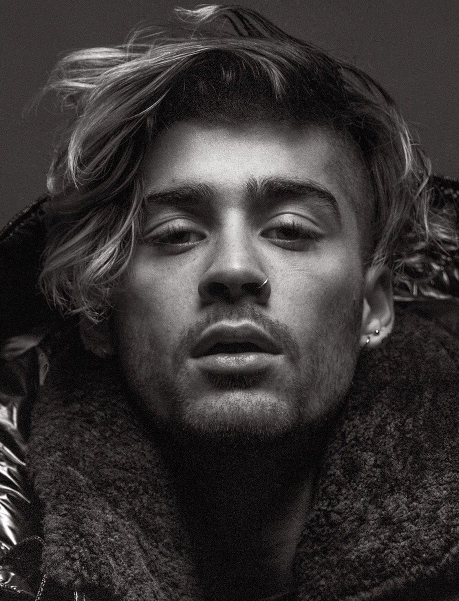 ZaynSquadBrasil's tweet photo. 🚨 VEM AÍ! Zayn e Simone Ashley cantarão um dueto na animação 10 Lives. https://t.co/1sguQzX9AB