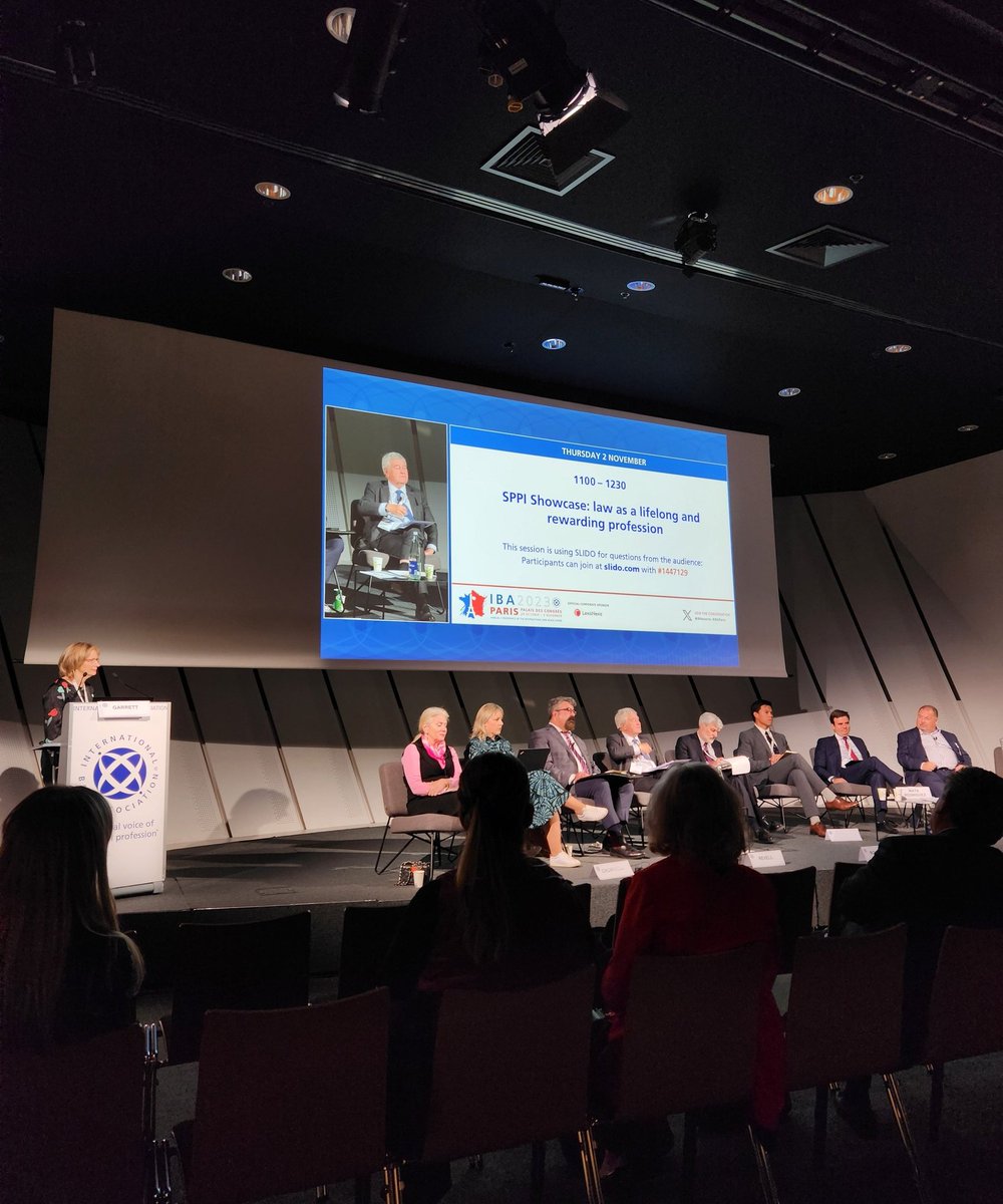 Many lawyers are thinking of abandoning the legal profession. Partners need to walk the talk about the legal profession, encouraging young associates, on Monday morning... an interesting discussion at 'Law as a lifelong and rewarding profession.' @IBAevents #ibaparis