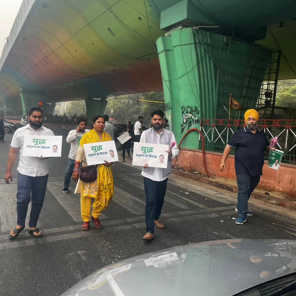 asgarmalik786's tweet photo. 🚦Red Light ON
🚘 गाड़ी OFF
आज जंगपुरा विधानसभा के लाजपत नगर सेंट्रल मार्केट रेड लाइट पर मुख्यमंत्री @ArvindKejriwal जी और पर्यावरण मंत्री @AapKaGopalRai जी के आदेश अनुसार विधायक @Aap_Praveen जी और साथियों, के साथ मिलकर #RedLightOnGaadiOff अभियान चलाया https://t.co/oZWSjOLqqY