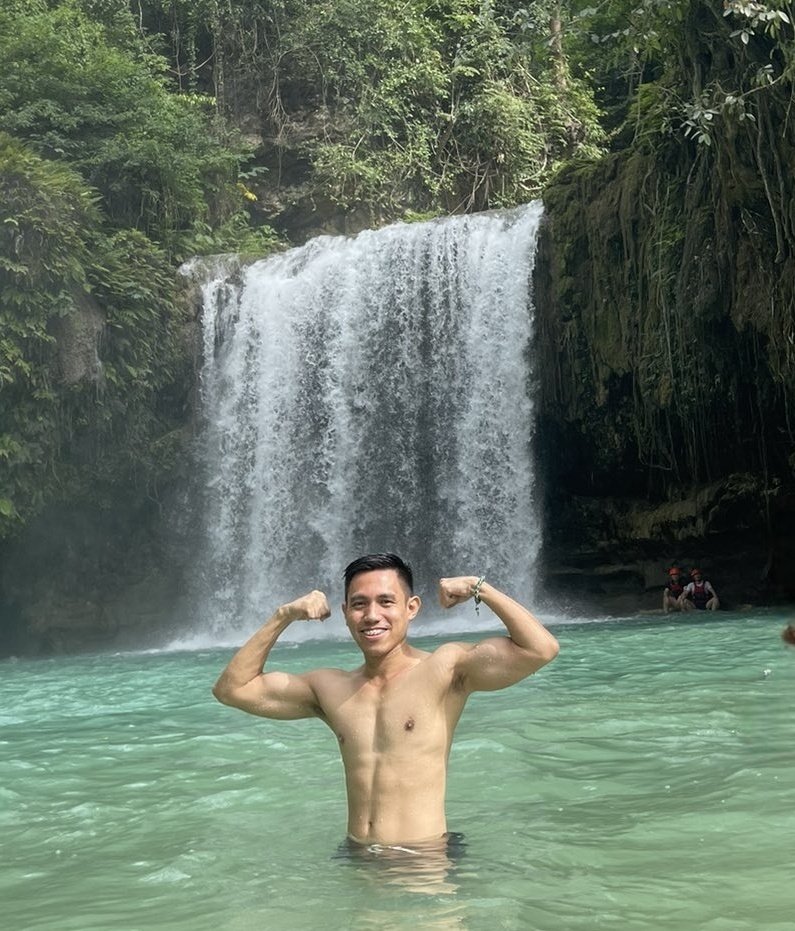 RM888_'s tweet photo. The flex after so many jumps at Kawasan #amfee ๐๐ช
Tired but worth it ๐
Anyhooo... Join me at @UrusMakati this weekend coz I've been missing it hehe.
Tara? Send me a DM for a 10% discount.
Let's go! ๐ช๐ฆ https://t.co/LvlGhsv82T