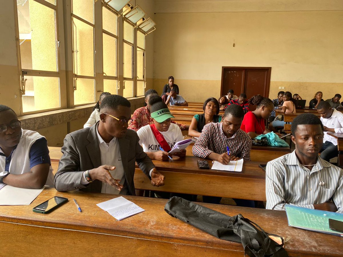 Asrjrdcongo's tweet photo. #Restitution #CVTA

Au cours de cette restitution, des jeunes et étudiants s'expriment librement leurs perceptions d'avortement sécurisé en RDC. 

Face aux données probantes,les #attitudes et perceptions des jeunes et des étudiants changent et changeront #positivement.

@IpasRDC https://t.co/Hqv5B0Elrt