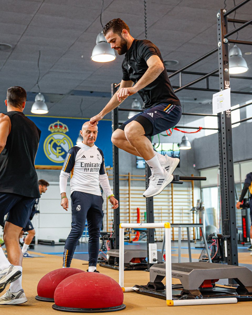 realmadrid's tweet photo. 🆙🆙🆙
#RMCity https://t.co/9ycnXTzinn