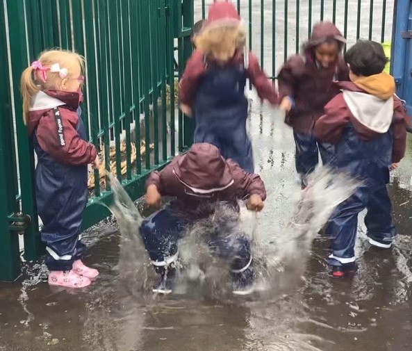 Canal View Nursery (@cviewnursery) on Twitter photo Nothing better than splashing in the puddles. "Look how high I can jump" #onlyatcanalview <a href="/CanalViewPSEdin/">Canal View PS</a> Nothing better than splashing in the puddles. "Look how high I can jump" #onlyatcanalview <a href="/CanalViewPSEdin/">Canal View PS</a>