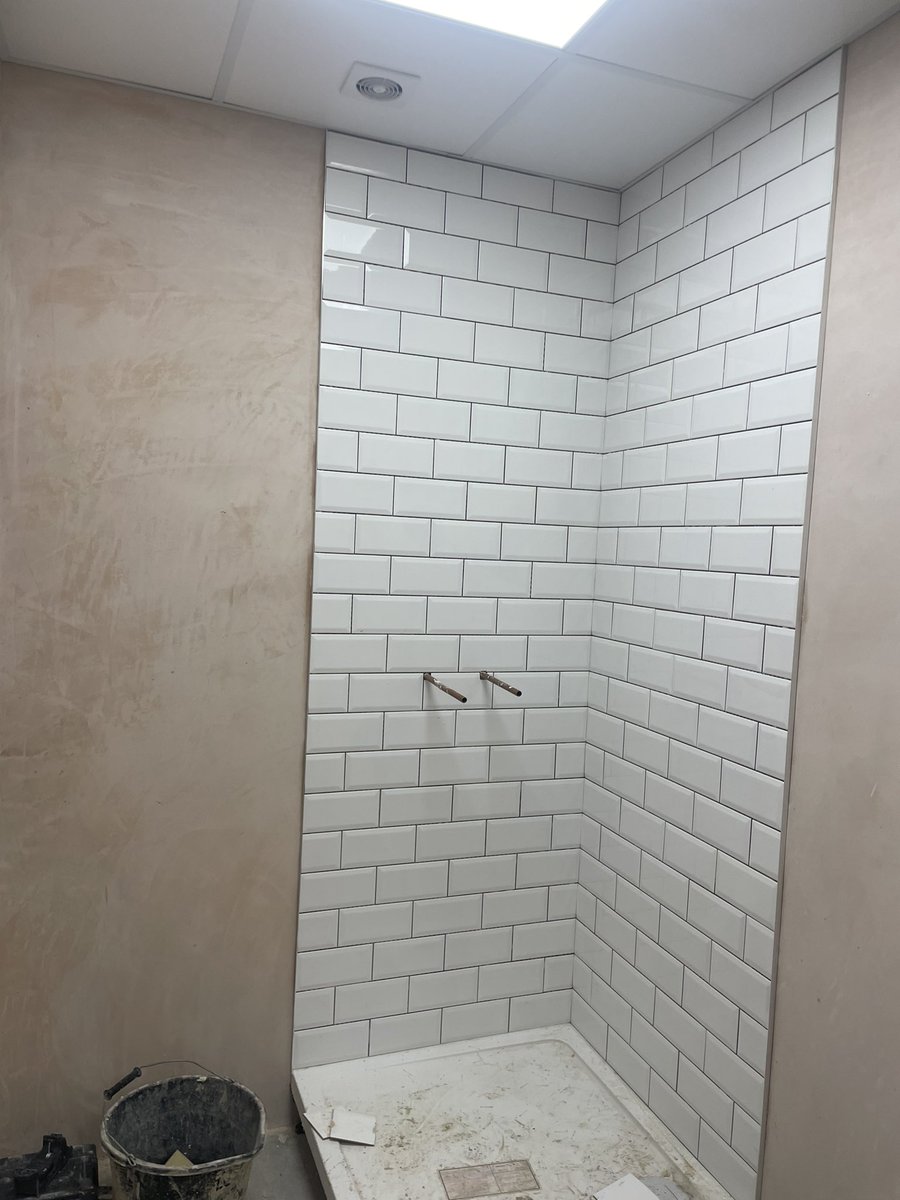 Full_interiors_'s tweet photo. Willow Valley Golf Club ⛳️ 
New changing rooms/shower areas

☎️ 01484 613022  ☎️ 
📧 info@fullinteriors.co.uk 📧 
https://t.co/NAyj7JRpnM 
🟧⬜️🟧⬜️🟧⬜️🟧⬜️ https://t.co/JtfY9y3Ejw