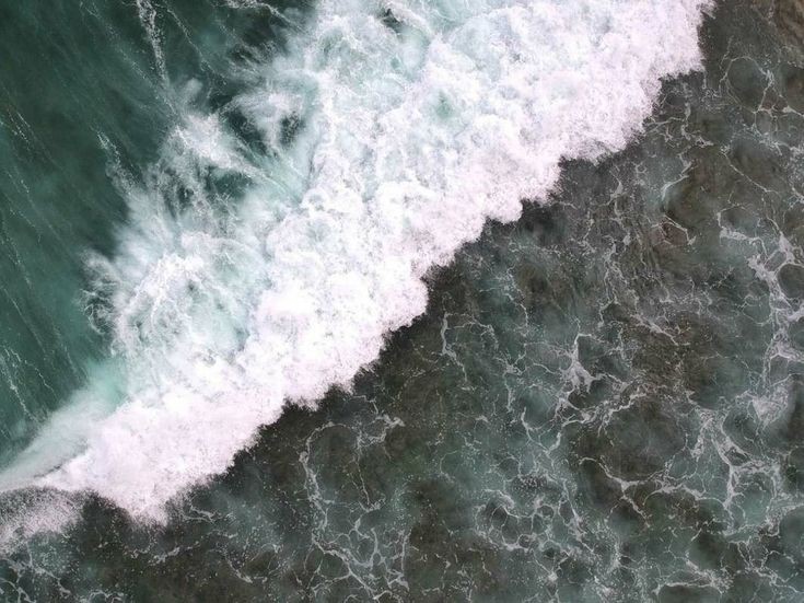 elemmiressoul's tweet photo. ocean waves. https://t.co/Sr9TyX2QcL