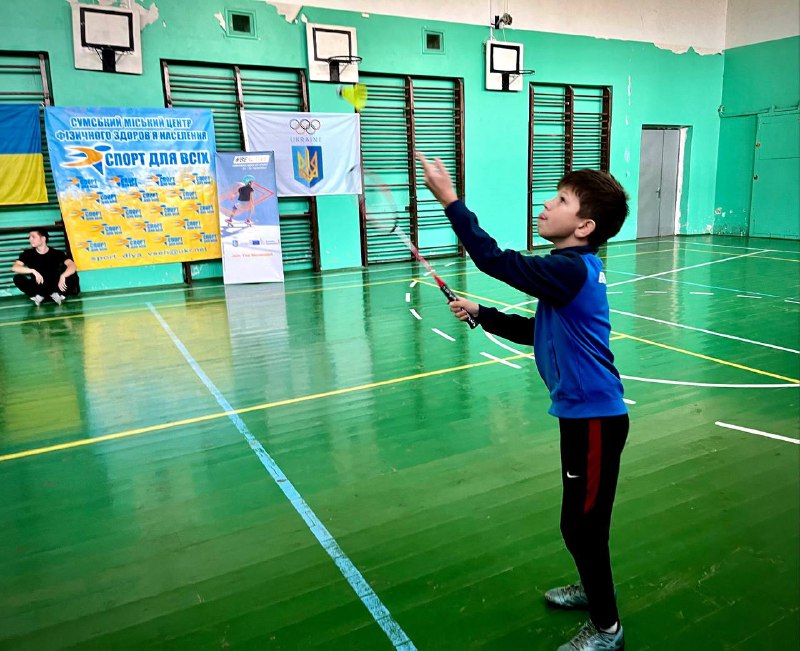 OlympicUA's tweet photo. 💙🏸💛 Юні сумські бадмінтоністи відзначили Європейський тиждень спорту
👉https://t.co/KciYdWrm5L
#Націяпереможців #НОК #Україна #УкраїнськийСпорт #Ukraine #РазомдоПеремоги #Олімпійськийурок #Олімпійськийурок2023 #BeActive #EuropeanWeekofSport #OlympicLesson #НОКСуми https://t.co/luiztSiJqQ