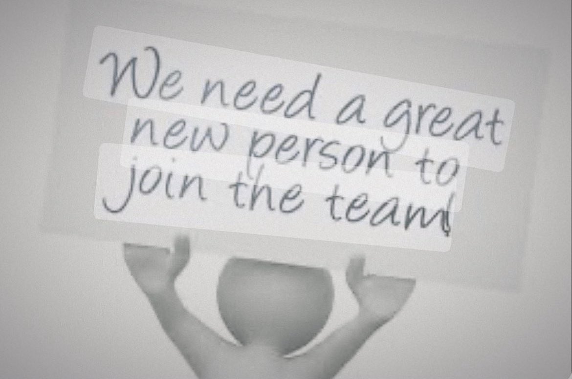 We are looking for a new member of our new window cleaning team if you know anyone that maybe interested get in touch 👍