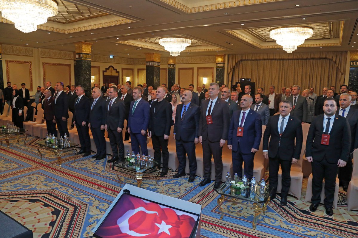 Marmara Belediyeler Birliği Meclis'i dönemin son toplantısında Başkan Doç. Dr. Tahir Büyükakın (<a href="/tahirbuyukakin/">Tahir Büyükakın</a>) başkanlığında bir araya geldi. 
marmara.gov.tr/tr/mbb-meclisi…