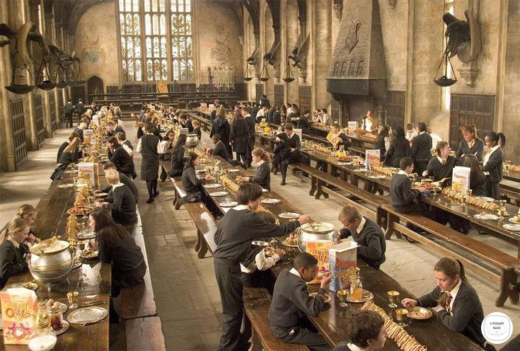 literarybase's tweet photo. Ayo jadikan comment section di bawah seakan-akan kita berada di Hogwarts /lt https://t.co/RE1j7LdoMg