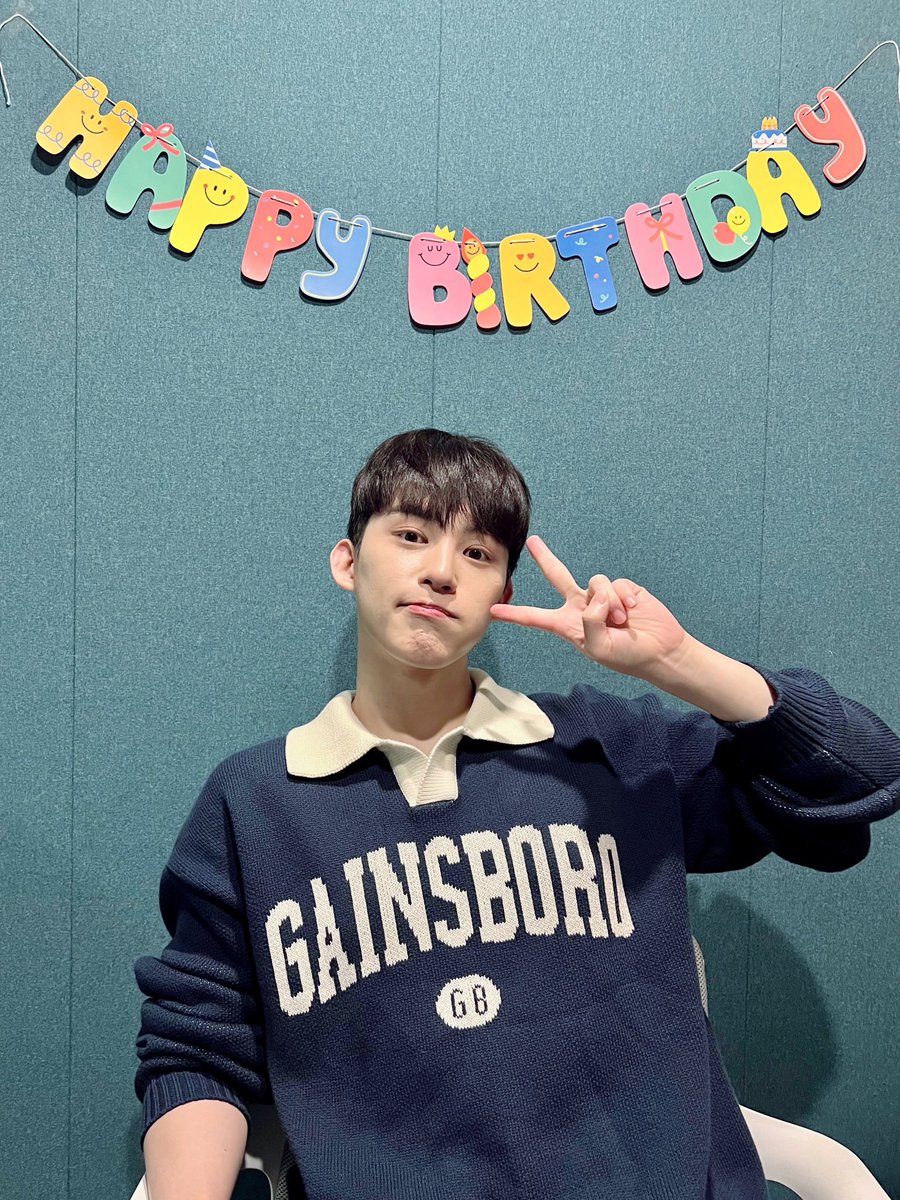 TO1_offcl's tweet photo. [#T_LIVE] REPLAY 11.02 Instagram Live

투게더의 사랑에 힘입은💪 제이유는 
앞으로도 투게더만 사랑할 예정💕

#TO1 #티오원 #JYOU #제이유 https://t.co/Q6pLGCJykc