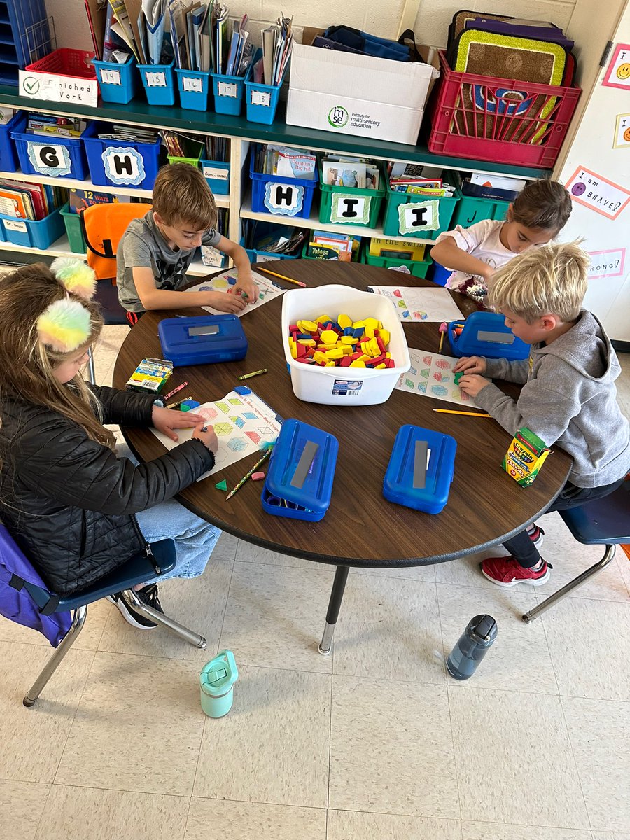 1-L Ss were challenged to find a variety of ways to compose rhombuses, trapezoids, and hexagons using our 2-D plane shapes. Look at that focus!!