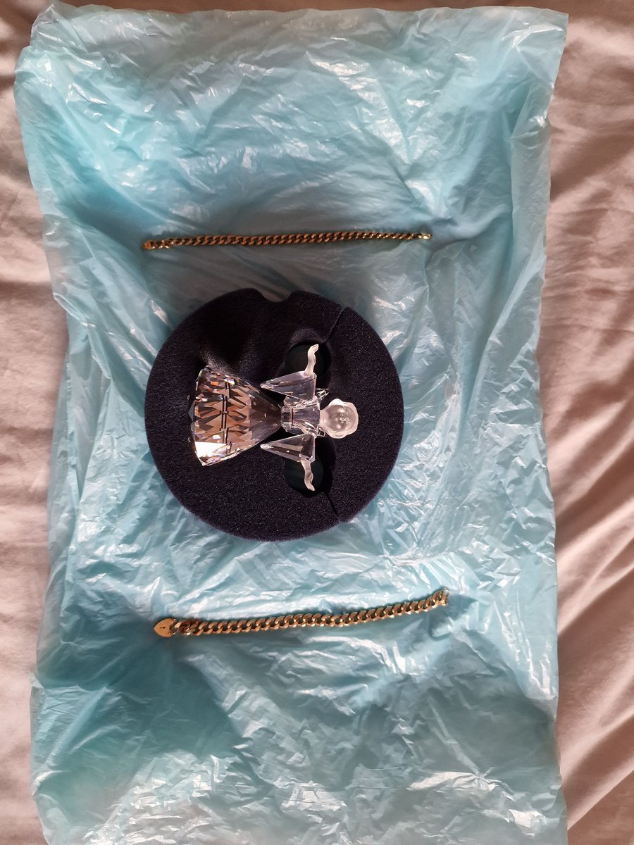 HHMU_Banksia's tweet image. #Angels-#OneTwoOne 
#IceWOMBmanCOMETH 
#LadyTHOR has begun! 
#Tfs - #YouReadThatRight 
#NoMalice* a #THOR-#Fort 
#CanYouSeeTheLight? 

*#WhoTheFvckIsMalice? #LOL! 

#IDWP-#IDeclareWorldPeace 

#CeasefireNOW 

@mikecoulson48 @Zoompad @SpectreDetector