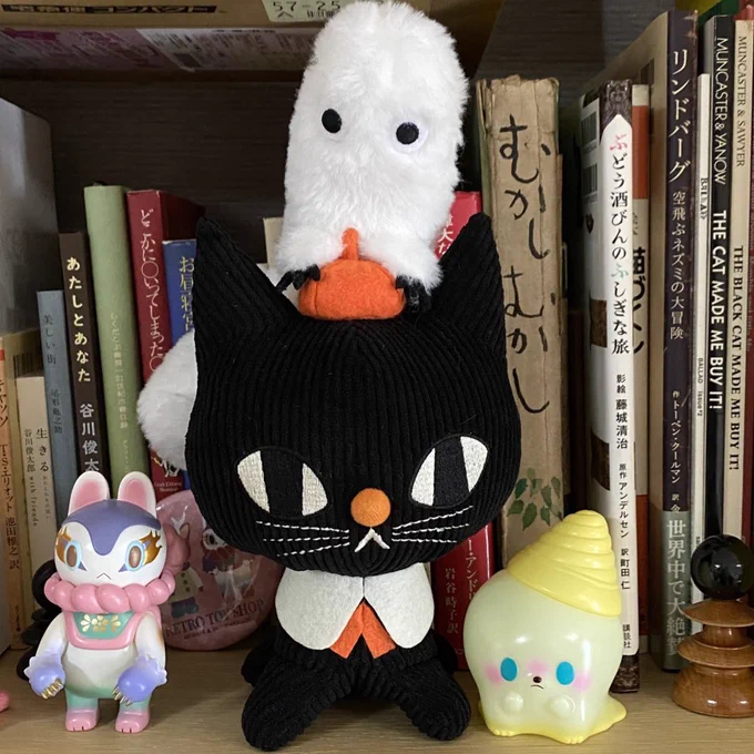 デザフェスにはろびんちゃんのぬいぐるみもお持ちします! 沢山あるって可愛い