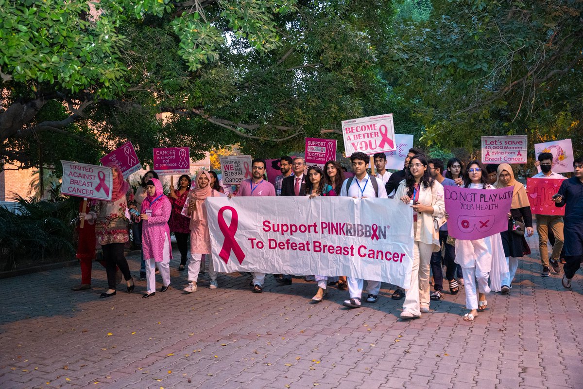 CBS_LUMS's tweet photo. The multi-faceted event included a panel session, a self-check tutorial session, a mammography camp and diagnostic tests, and giveaways! 

The event concluded with an awareness walk led by the audience, with encouraging slogans about fighting breast cancer. 

#Pinktober https://t.co/iZrlqaRHvD