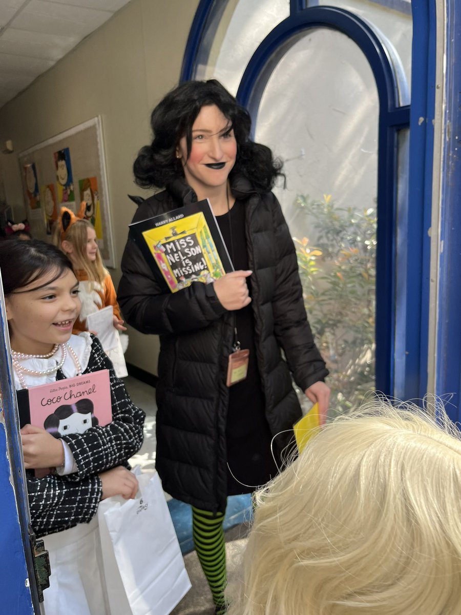 Field Elem Library tweet media