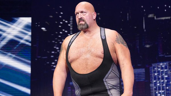 JayPwdWrestling's tweet photo. So happy to see @PaulWight is gonna be back in action ๐ Wrestling isnโt the same to me without itโs greatest Giant, and for him to be teaming with @IAmJericho again makes it even more special they were so awesome together cannot wait for that 8 man tag #PaulWight #JeriShow #AEW https://t.co/YmOMZAZ5qb