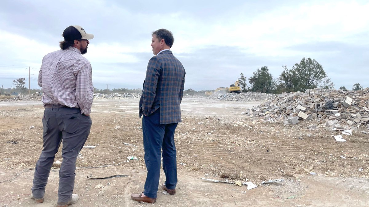 The Leader tweet media