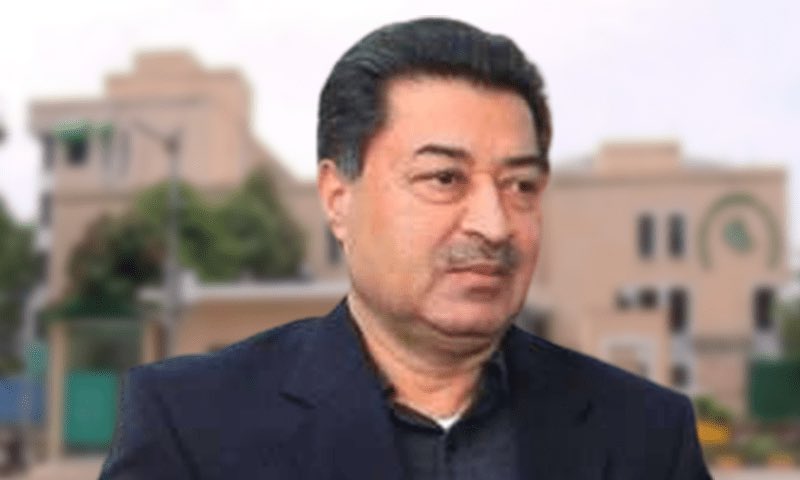 RealWaqarMaliks's tweet photo. بندے میں رتی برابر غیرت ہو تو صدر کے پاس جانے سے پہلے ہی مستعفی ہوجائے اس شخص کو آئین کے آرٹیکل 6 کے تحت ٹرائل کرکے سزائے موت نہ دی گئی تو یہ ملک آگے نہیں چل سکتا https://t.co/tfxpq87Dnn