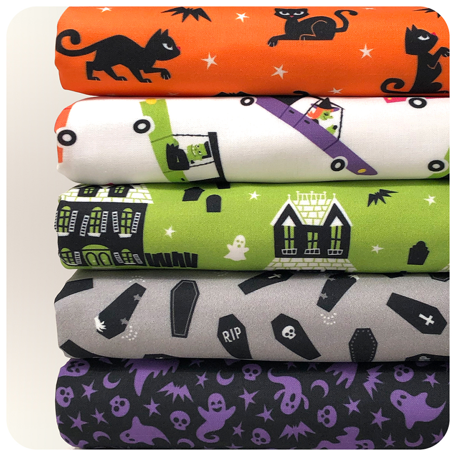 What do you call the look you get when you’re still celebrating #Halloween after October? Pure bam-BOO-zlement!👻👀 #happyhalloween #halloweentime #halloweeneveryday #halloweenfabric #spookysewing #ilovetosew #psychobilly #gothgirl #hearse #blackcat #spoonflower #calebgraystudio