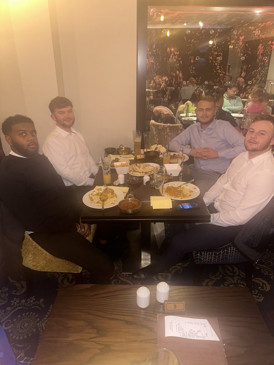 Christopher Corkhill (@eracchrisc) on Twitter photo Treating the 3 ASMs to some dinner after an unreal month again!! 96 ESQI at Speke- Liverpool Airport 3rd in Europe for balance - <a href="/LiamJLERAC/">Liam Lyons</a> getting his well deserved branch manager promotion π°ππ₯ <a href="/CharnelleErac/">Charnelle Taylor</a> <a href="/hammadiltaf/">Hammad Iltaf</a> <a href="/kierancregan/">Kieran Cregan ππ</a> Treating the 3 ASMs to some dinner after an unreal month again!! 96 ESQI at Speke- Liverpool Airport 3rd in Europe for balance - <a href="/LiamJLERAC/">Liam Lyons</a> getting his well deserved branch manager promotion π°ππ₯ <a href="/CharnelleErac/">Charnelle Taylor</a> <a href="/hammadiltaf/">Hammad Iltaf</a> <a href="/kierancregan/">Kieran Cregan ππ</a>