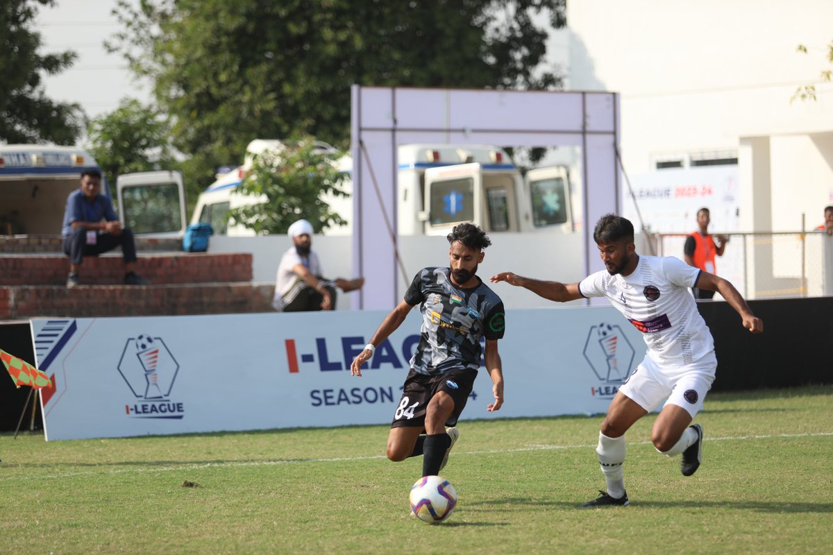 INDWomensLeague's tweet photo. .@Delhi_FC ’s maiden triumph on a dramatic afternoon 🤩
Match Report 👉���� https://t.co/ayGGl4vBRp
#DFCRUFC ⚔️ #ILeague 🏆 #TogetherWeRise 🤝 #IndianFootball ⚽ https://t.co/Tk5U6SuBIw